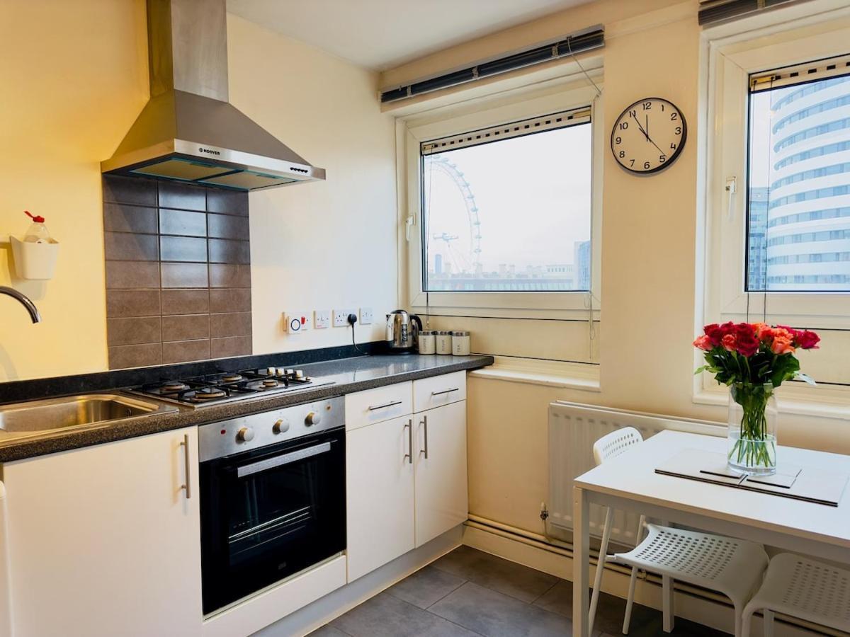 Prime Location By Eye - Direct View - Entire Flat For 3 Adults & 1 Child * London