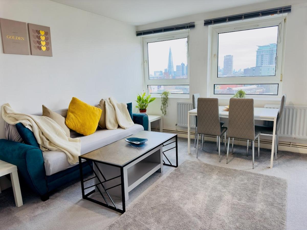 Prime Location By Eye - Direct View - Entire Flat For 3 Adults & 1 Child * London