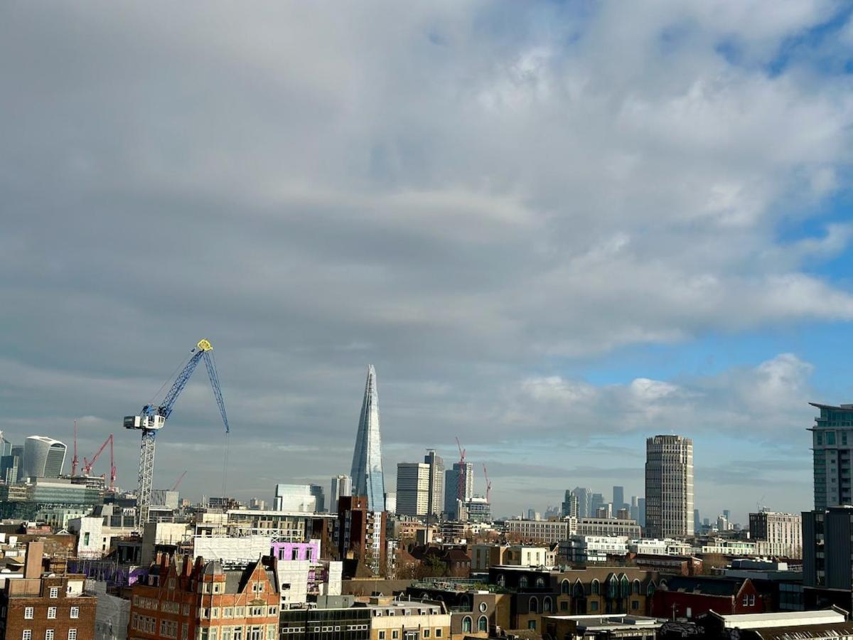 Prime Location By Eye - Direct View - Entire Flat For 3 Adults & 1 Child Apartment *